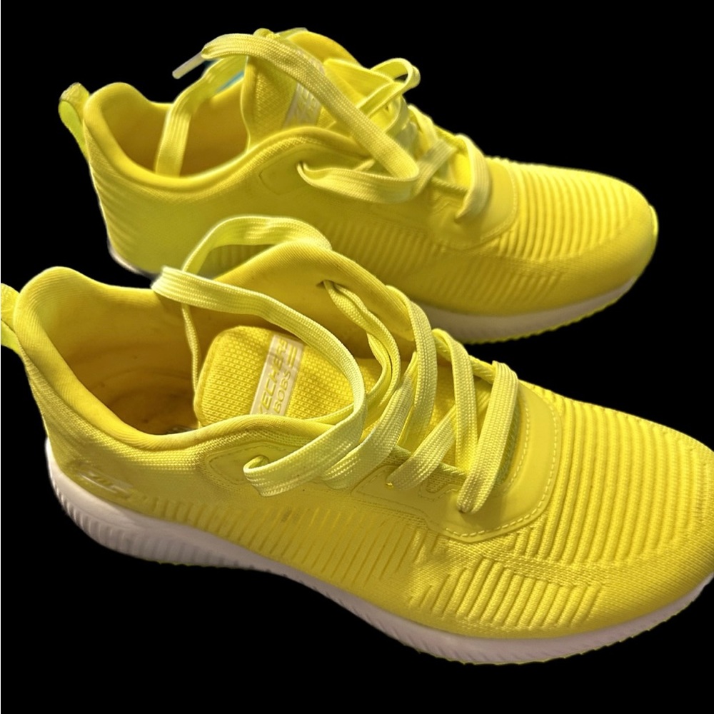 Sketchers Bobs size 7, fun color, yellow.